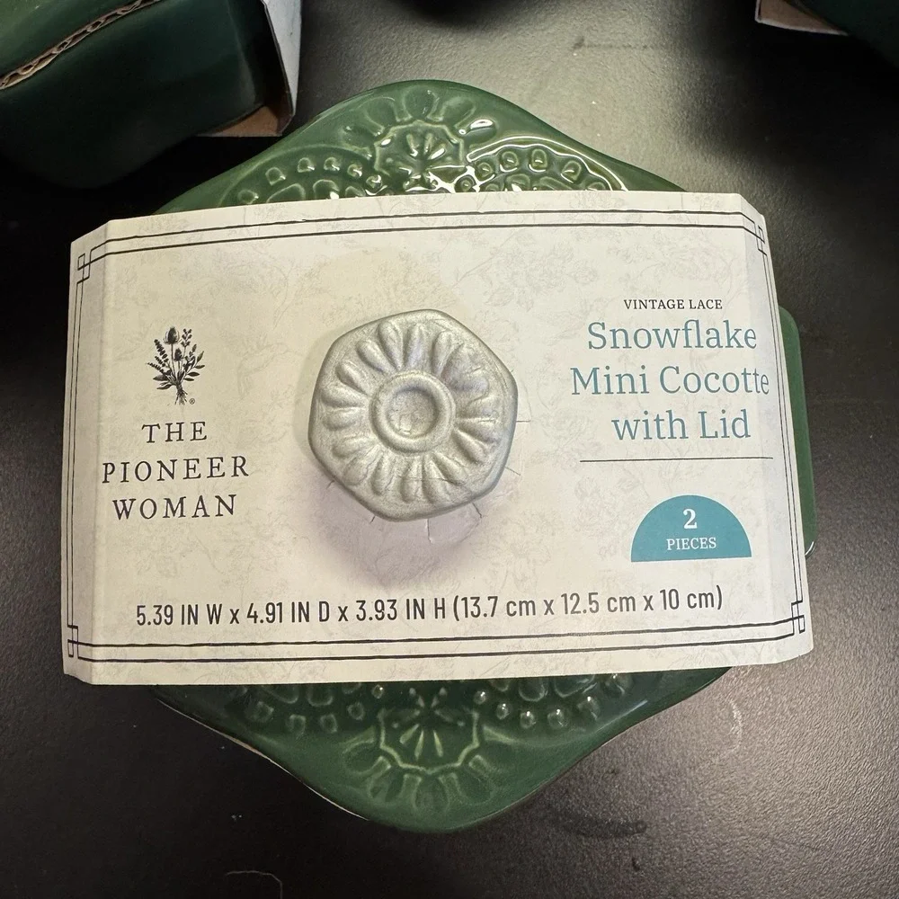 Pioneer Woman Stoneware Snowflake Cocotte with Lid – 2 Cup Mini Casserole Dish‎